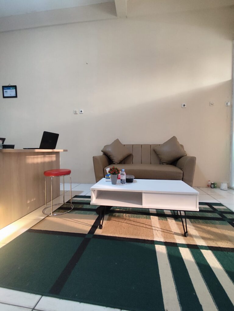 KANTOR KAMI